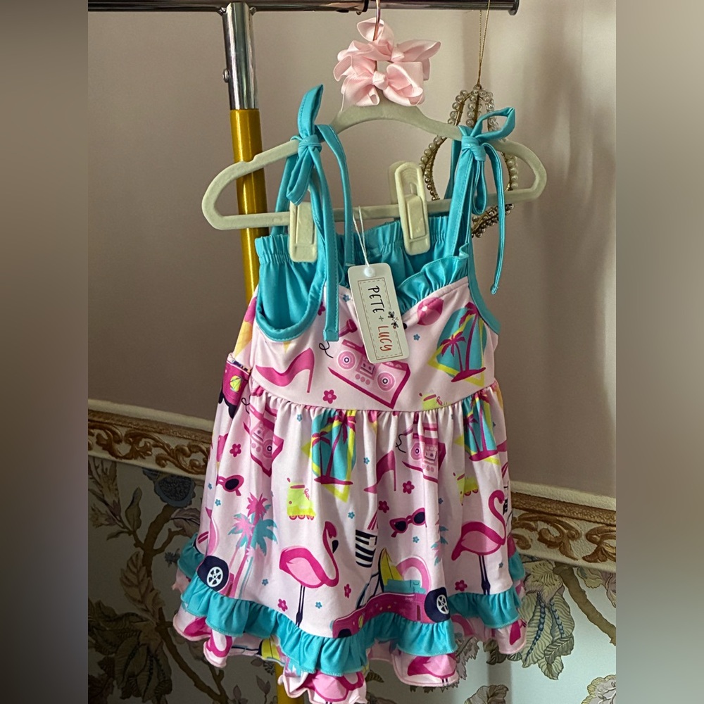 California doll collection 
Pete & Lucy outfit(with ruffle shorts)
